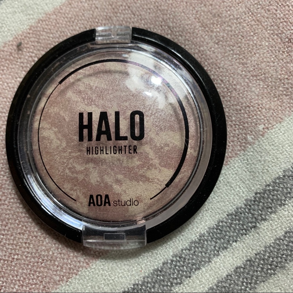 AOA Studios Halo Highlighter